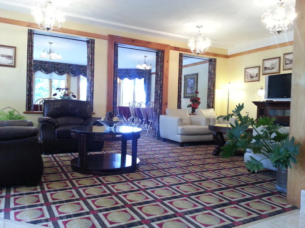 Granite Town Hotel Saint George Экстерьер фото