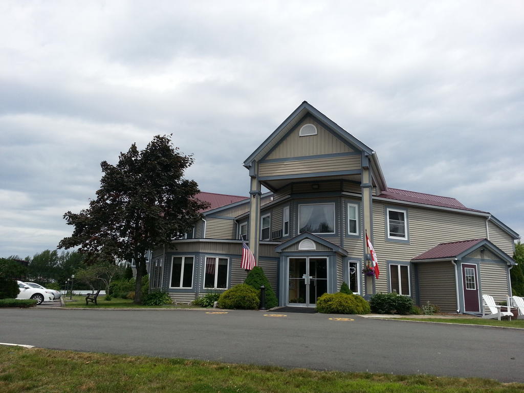Granite Town Hotel Saint George Экстерьер фото