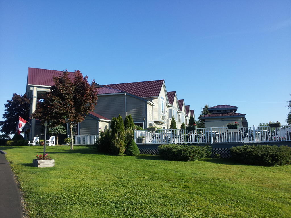 Granite Town Hotel Saint George Экстерьер фото