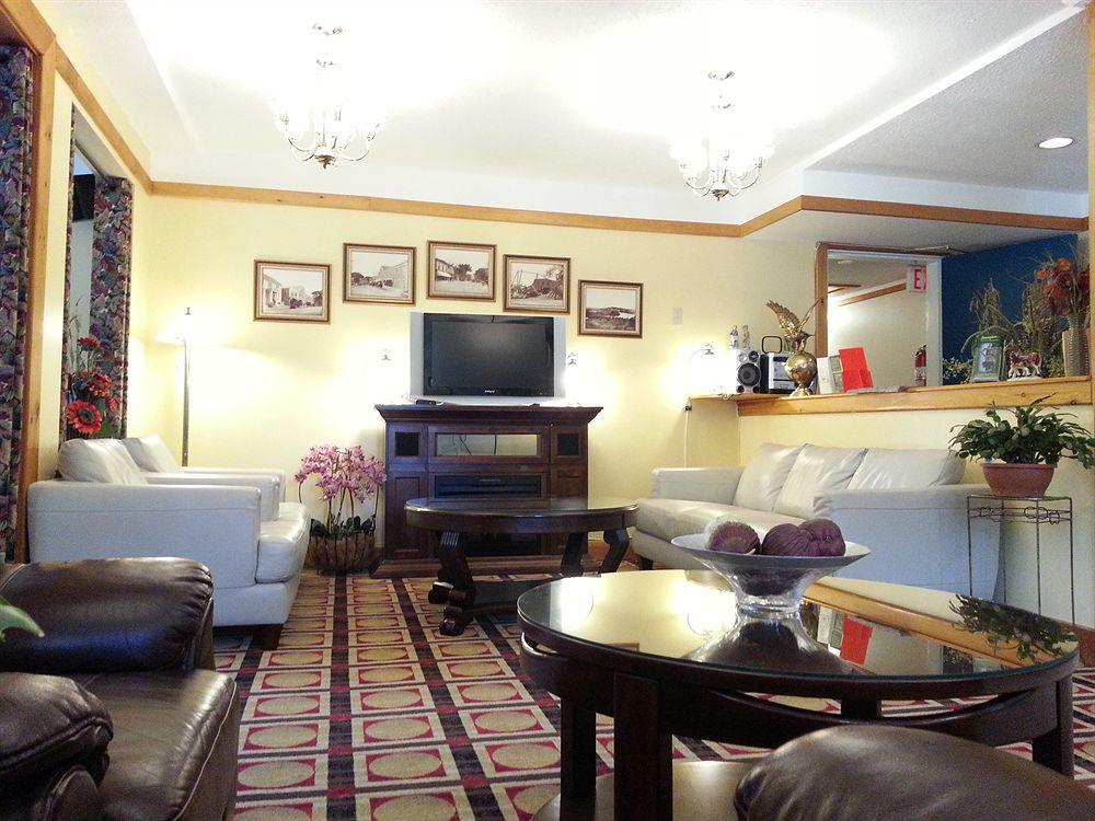 Granite Town Hotel Saint George Экстерьер фото
