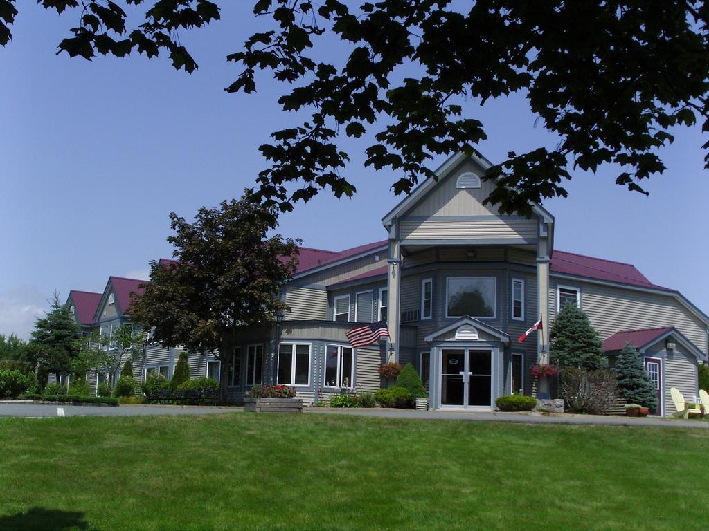 Granite Town Hotel Saint George Экстерьер фото